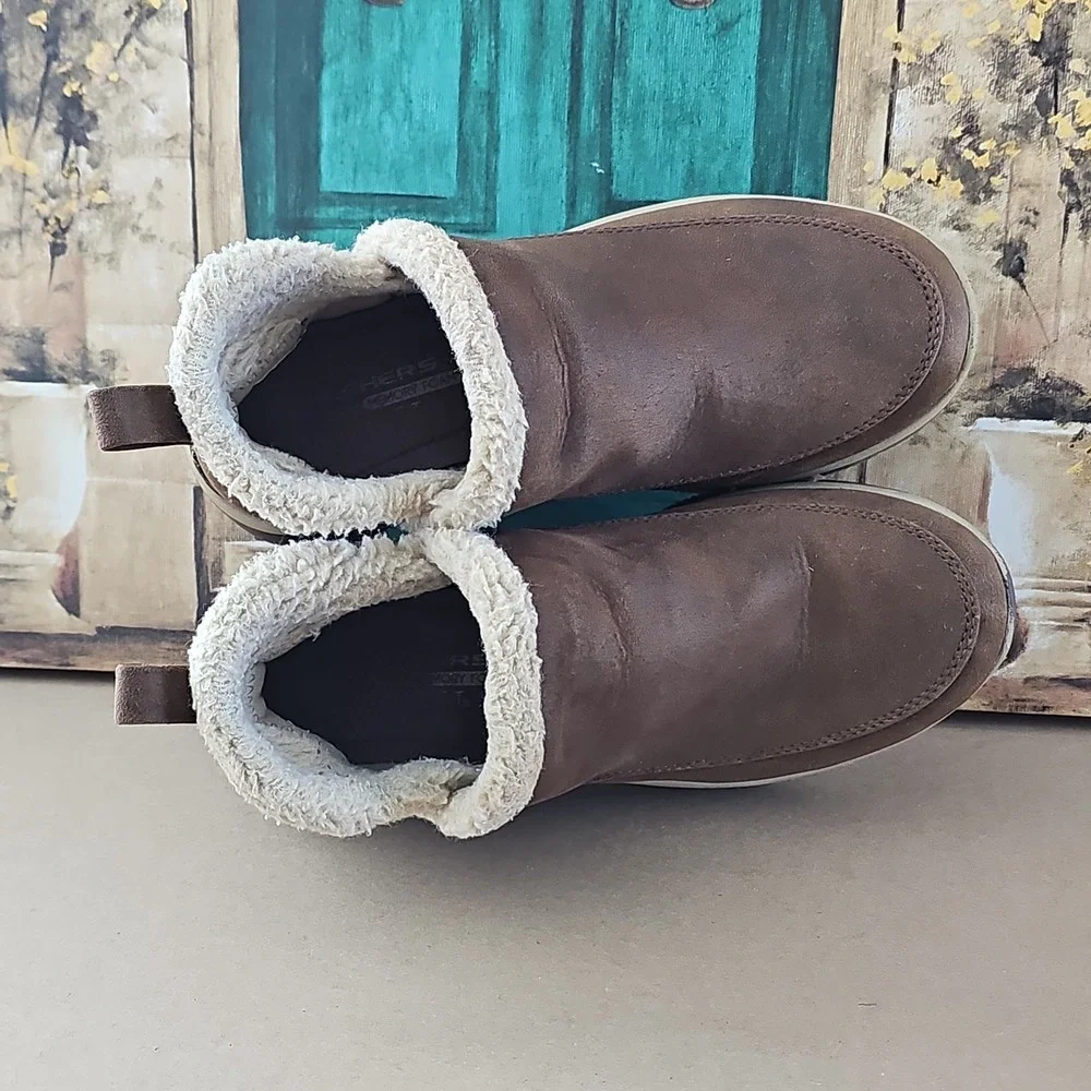 SKECHERS EASY GOING GOLD RUSH CHOCOLATE RELAXED FIT BOOTS WOMEN 6.5 WATER Resist